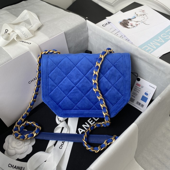  Handbag Chanel AS2957  size 19*15*6* cm