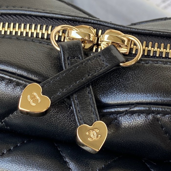  Handbag Chanel  AS2927  size 17×15×6 cm