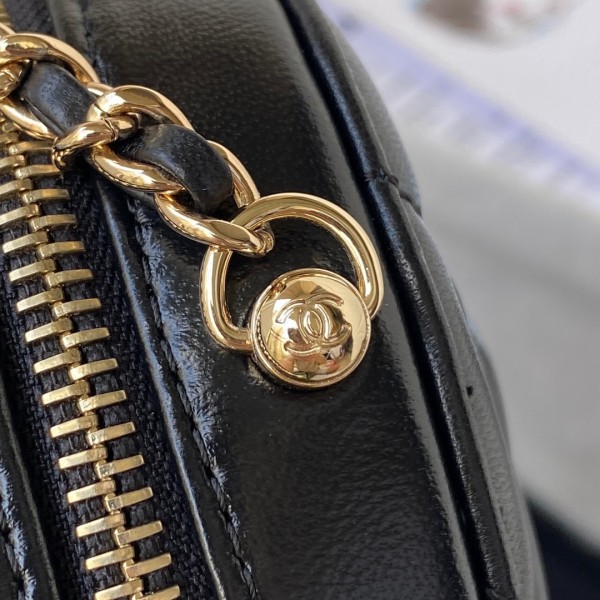  Handbag Chanel  AS2927  size 17×15×6 cm