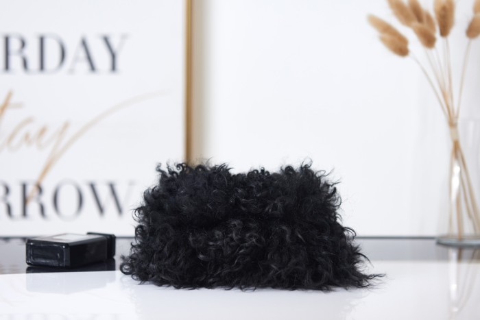  Handbag  Chanel AS2397  size 9-12-5 cm