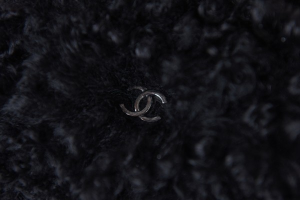  Handbag  Chanel AS2397 size 9-12-5 cm