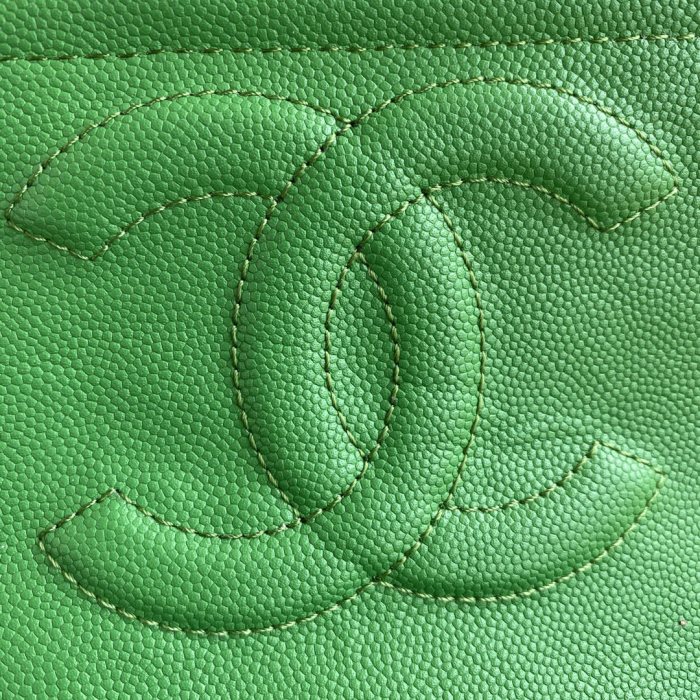  Handbag  ChanelAS2357 size 16.5×25×7 cm