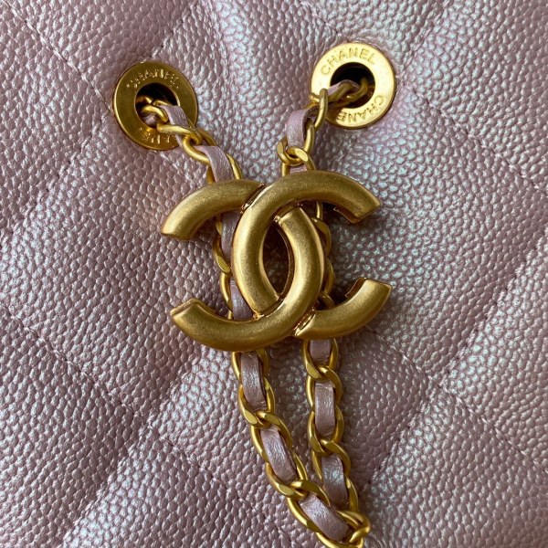 Handbag  Chanel AS2859  size 17.5x17x14 cm