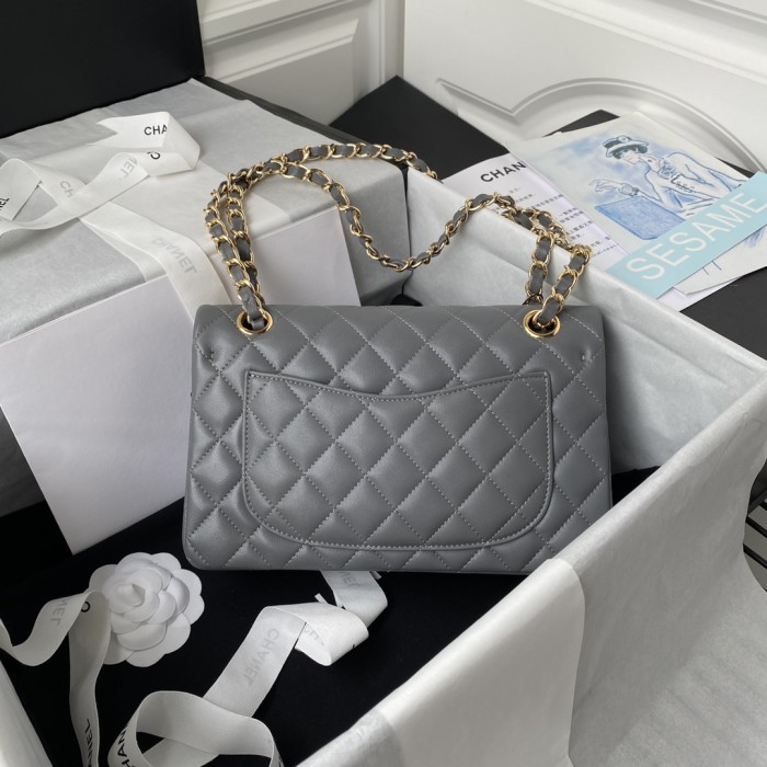  Handbag Chanel A01113  size 23 cm