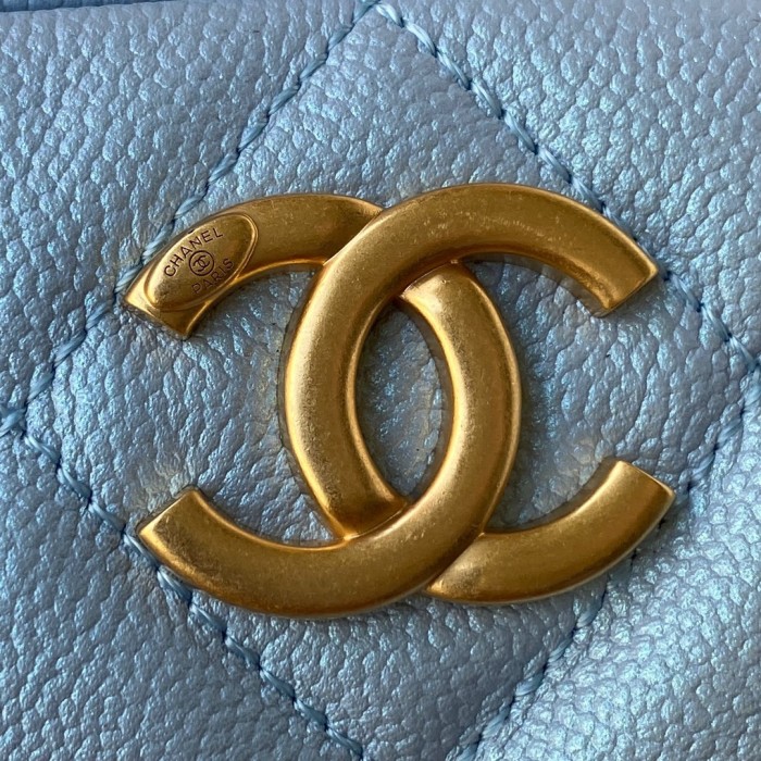  Handbag Chanel AS2857 size 16x12x6 cm