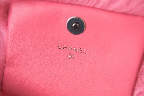  Handbag  Chanel AS2397 size  9-12-5 cm