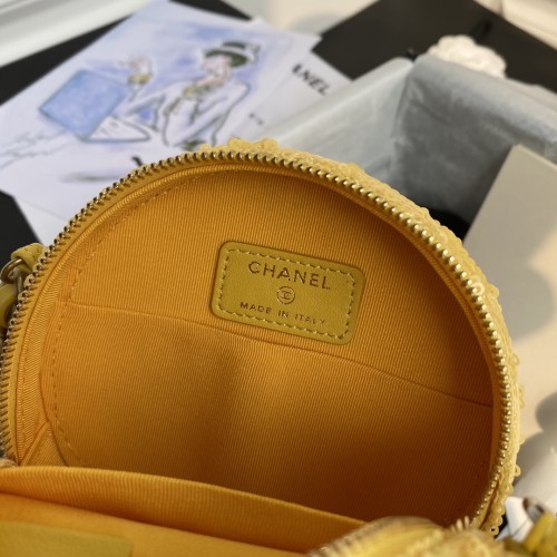  Handbag  Chanel AP0945  size 12x12x4.5 cm