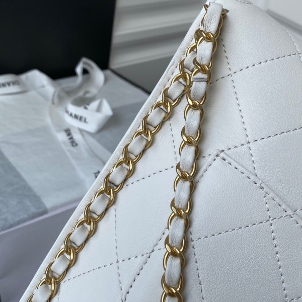  Handbag  Chanel  AS2543  size 23X25.5X8 cm