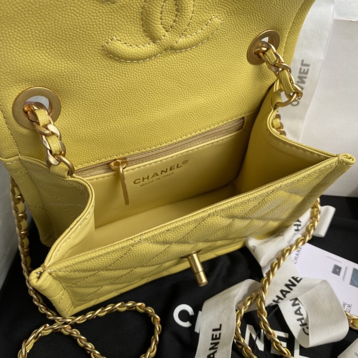 Handbag  Chanel  AS2356  size 14.5 X 18 X 8 cm