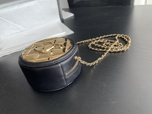  Handbag  Chanel  2388 size  12.5cmx5.8 cm