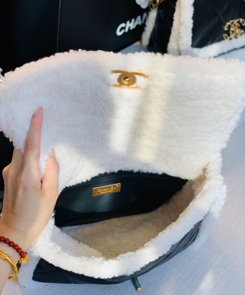  Handbag  Chanel As1161 size 30 Cm