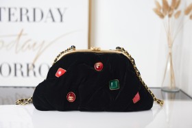  Handbag  Chanel AS2138 size 16 27.5 14 cm