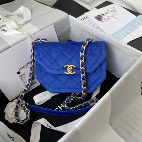  Handbag Chanel AS2957  size 19*15*6* cm