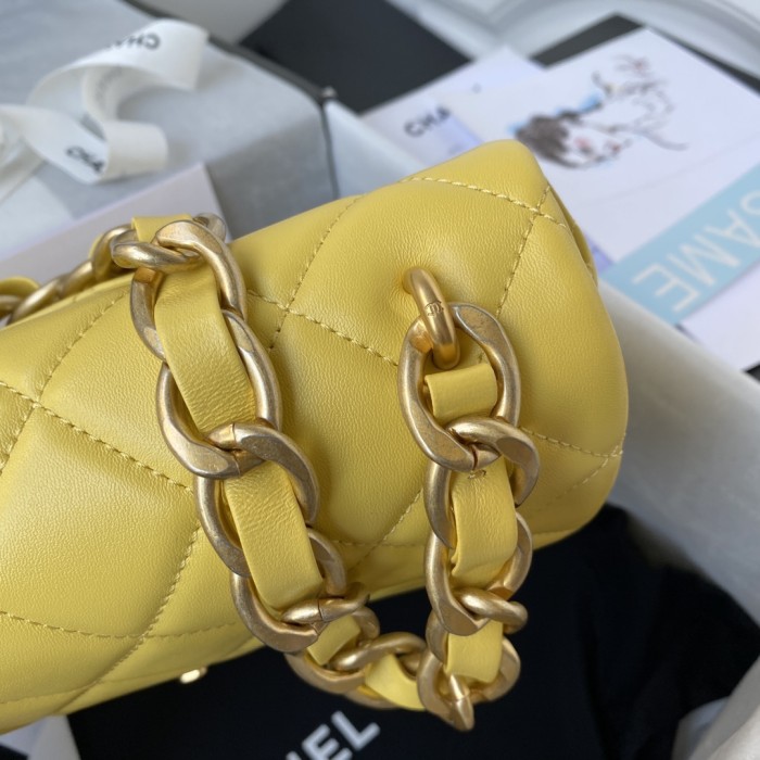  Handbag  Chanel  size 25×5.5×16.5 cm 