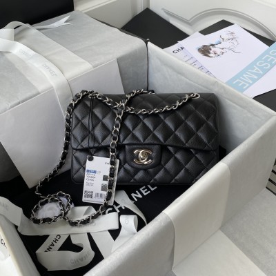  Handbag  Chanel A01113 size  23 cm