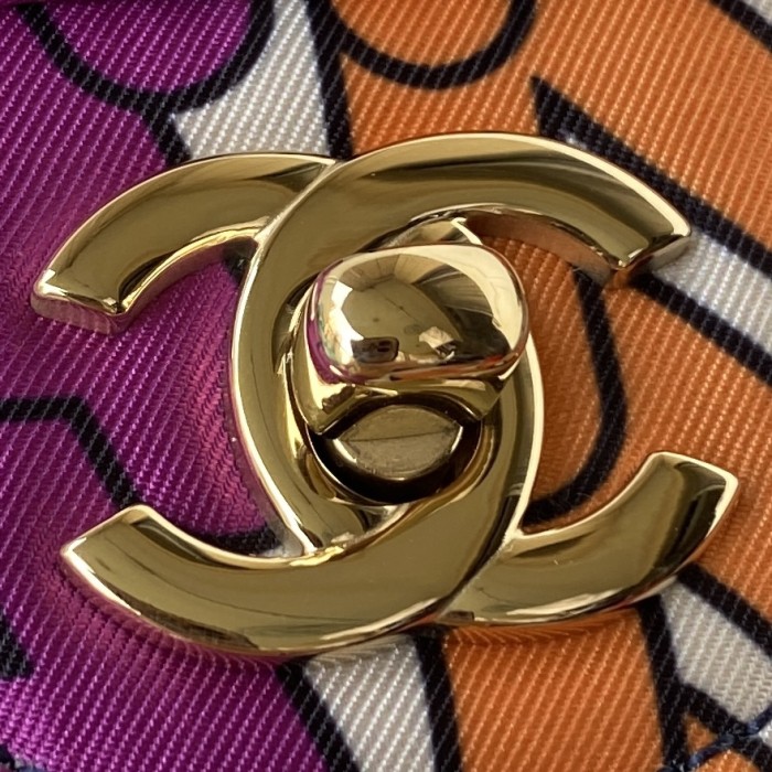 Handbag  Chanel  AS2897  size 15X24.5X5 cm