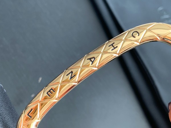   Handbag  Chanel AP2397 size  9cmx11cmx3.8 cm