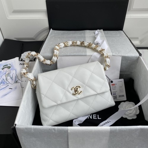 Handbag  Chanel AS2299  size 17x23x7 cm