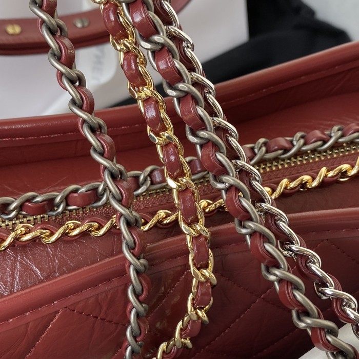  Handbag  Chanel size 20 cm 