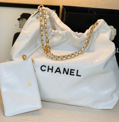 Handbag Chanel  size 43：40：10  Cm