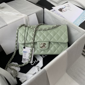  Handbag  Chanel A01113  size 23 cm