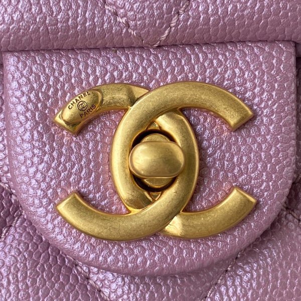  Handbag  Chanel  AS2855  size 19x13x6 cm  