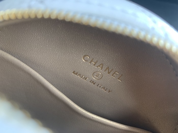  Handbag  Chanel  2388 size 12.5cmx5.8 cm