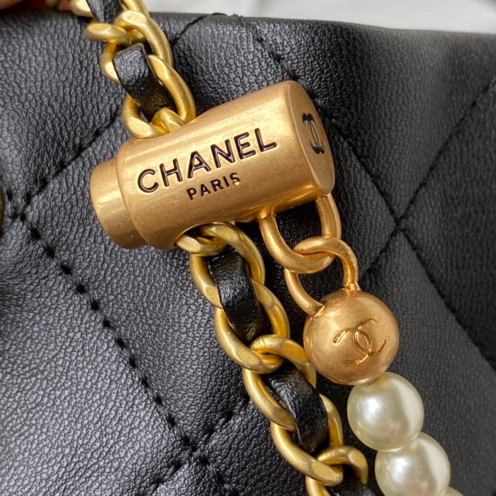 Handbag Chanel AS2859 size  17.5x17x14 cm