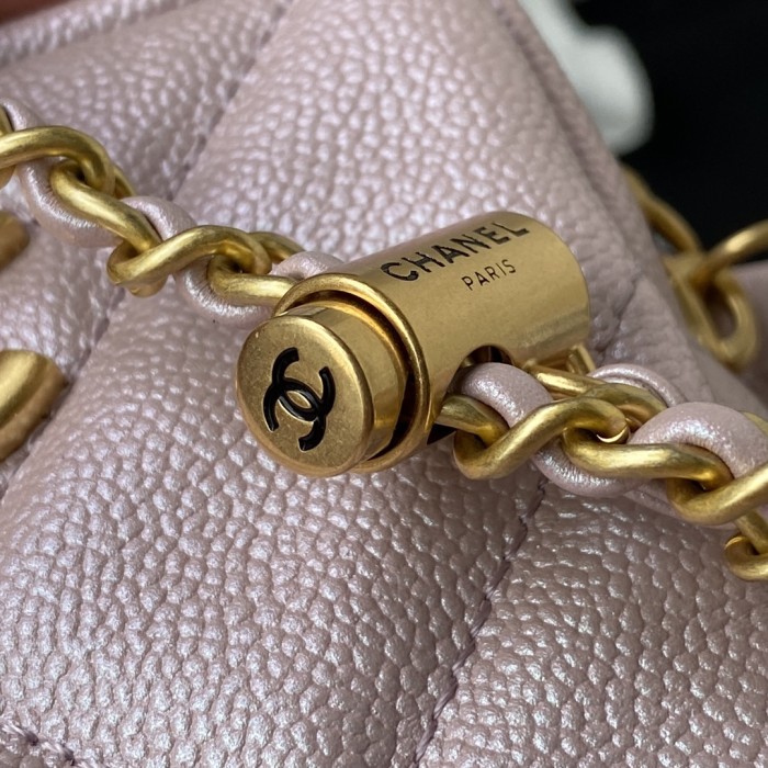  Handbag  Chanel AS2857 size 16x12x6 cm