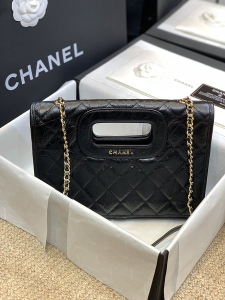  Handbag  Chanel size 20*27*6 cm