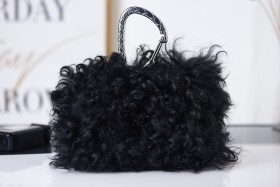  Handbag  Chanel AS2397 size 9-12-5 cm