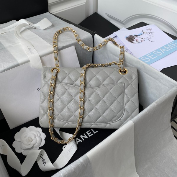  Handbag Chanel   A01113 size 23 cm