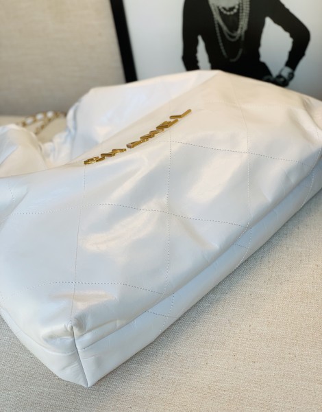  Handbag Chanel size 43：40：10 Cm