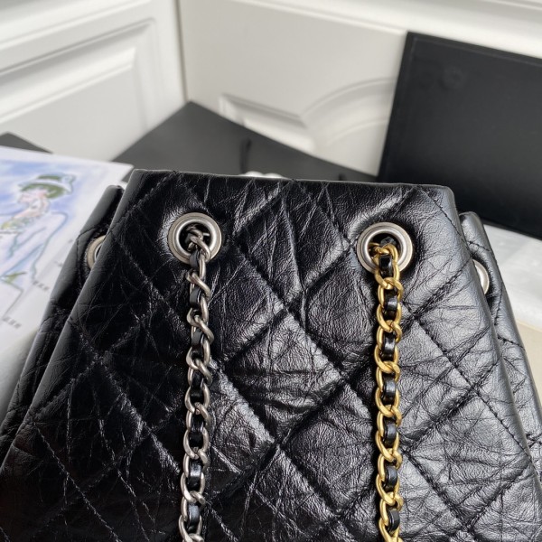  Handbag  Chanel  94485  size24*23*11.5 cm