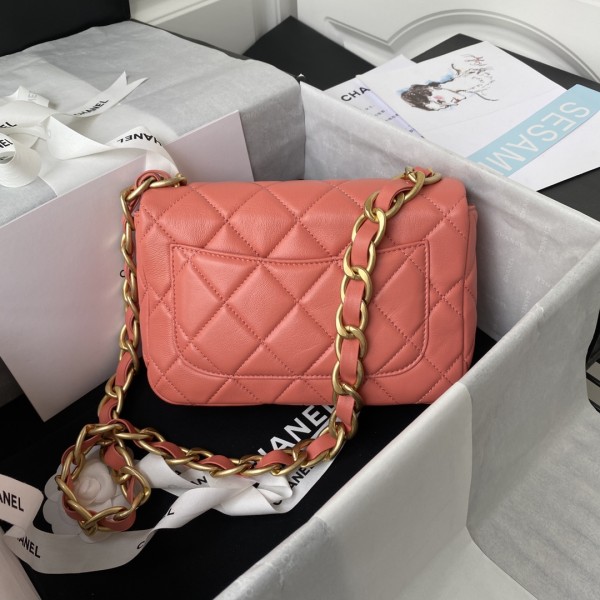  Handbag  Chanel  size 22×5×15.5 cm  
