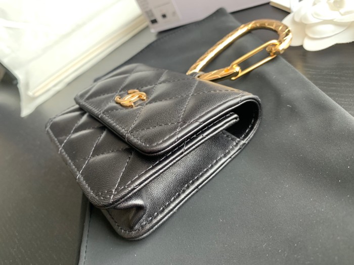   Handbag  Chanel AP2397 size  9cmx11cmx3.8 cm