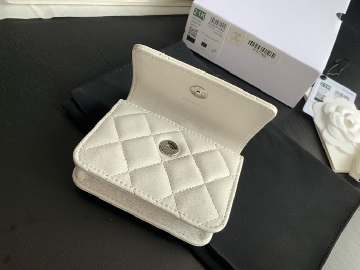  Handbag  Chanel AP2397 size 9cmx11cmx3.8 cm