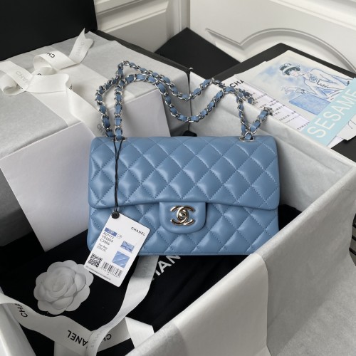  Handbag Chanel A01113 size 23 cm