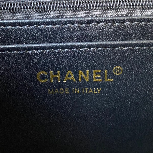  Handbag  Chanel   A01116 size 20 cm