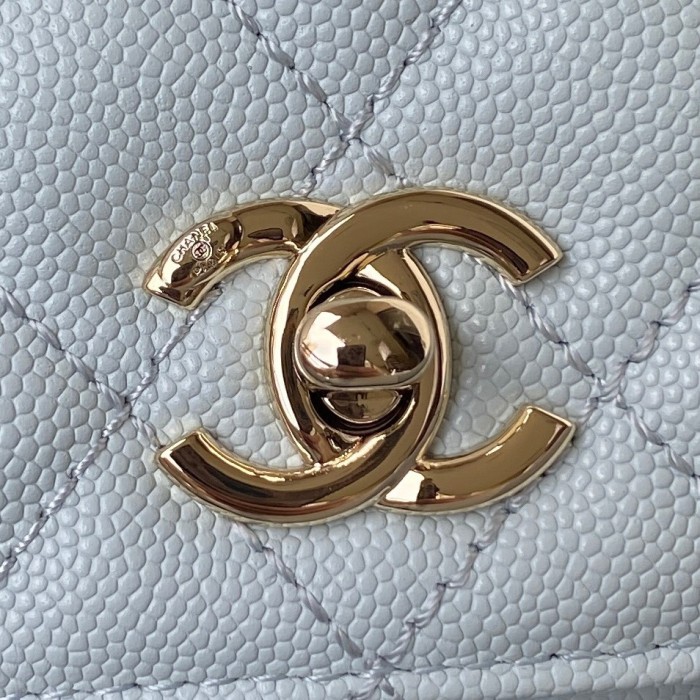 Handbag  Chanel  AS2215 size 𝟏𝟑*𝟏𝟗*𝟗 𝑐𝑚