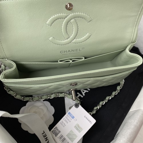  Handbag  Chanel A01113  size 23 cm