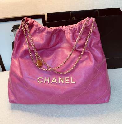 Handbag Chanel  size 43：40：10  Cm