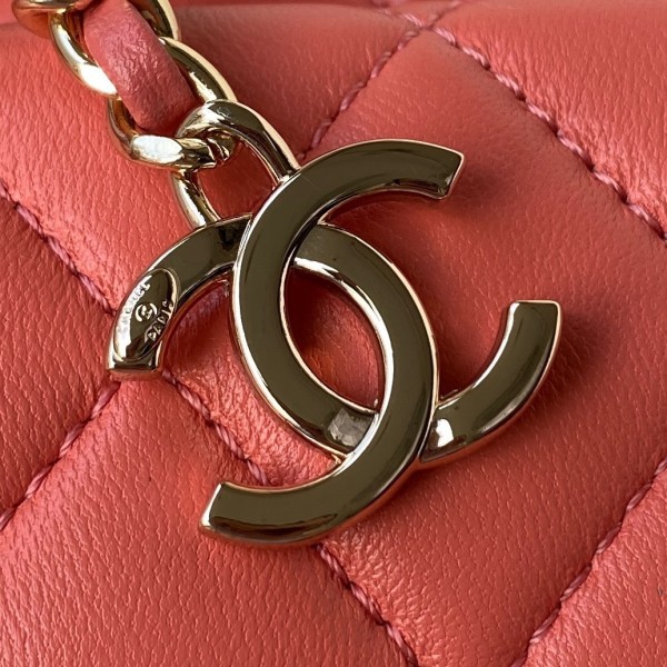  Handbag Chanel AS2927  size 17×15×6 cm