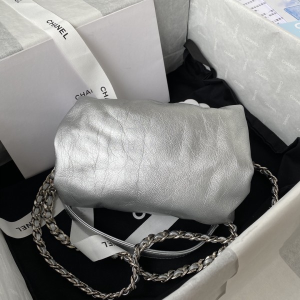  Handbag  Chanel  AS2493  size 22*17*10 cm