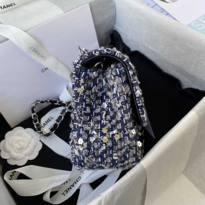 Handbag   Chanel  A01116 size  20 cm