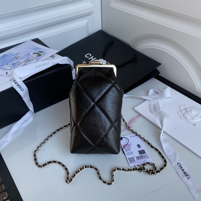 Handbag Chanel size 11×19.5×6 cm