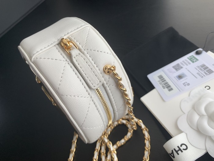  Handbag  Chanel  2388 size 12.5cmx5.8 cm