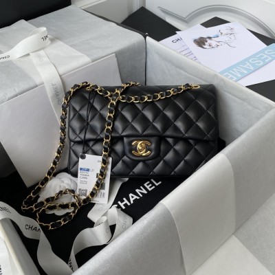  Handbag  Chanel A01113 size 23 cm