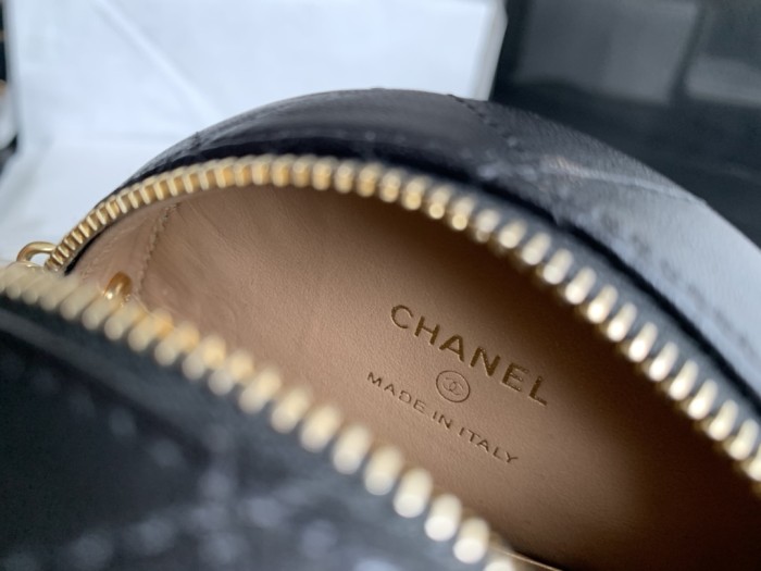  Handbag  Chanel  2388 size  12.5cmx5.8 cm