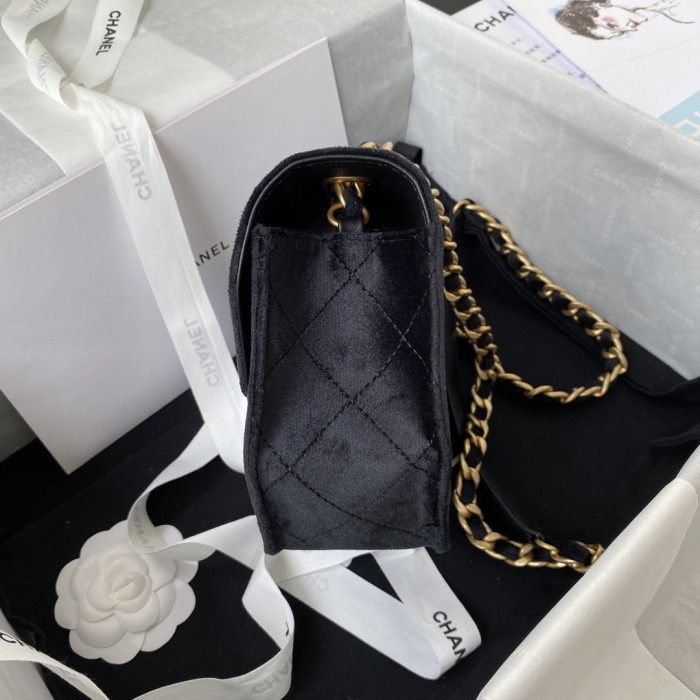  Handbag Chanel AS2957 size 19*15*6* cm